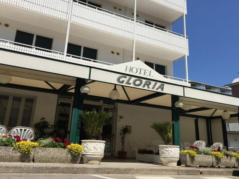 Gloria (Lignano) 3*