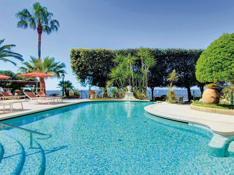 Grand Hotel Ambasciatori 5*