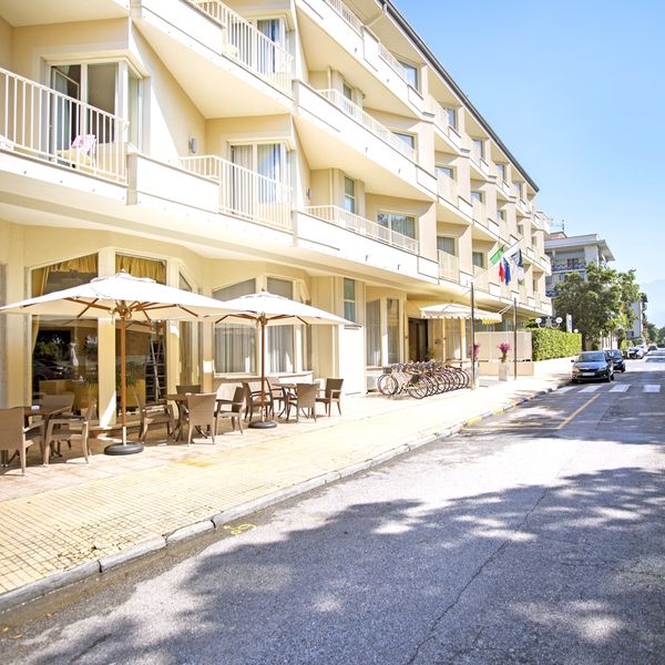 Grand (Forte dei Marmi)