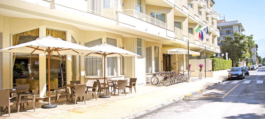 Grand Hotel