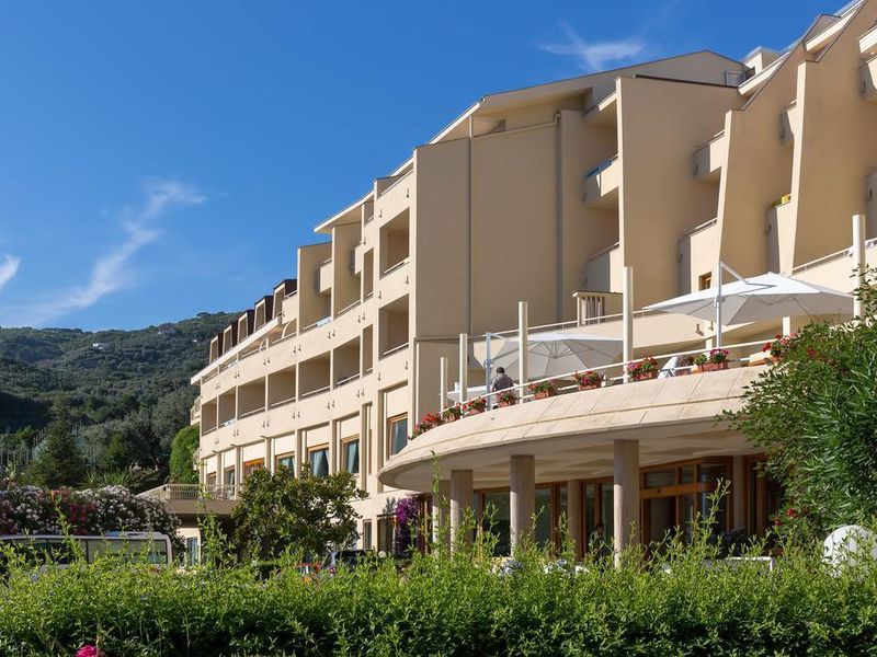 Grand Vesuvio 4*
