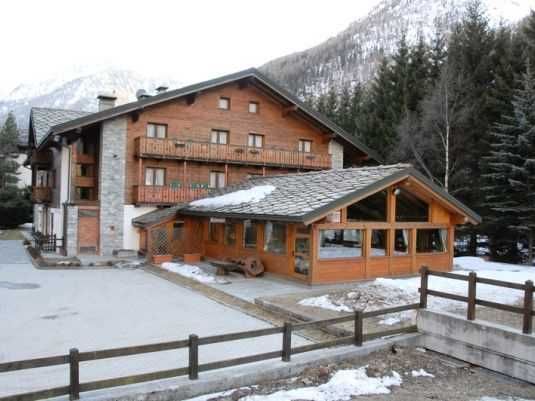 Gressoney 4*