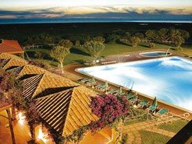 Holiday Inn Resort Naples Castelvolturno 4*