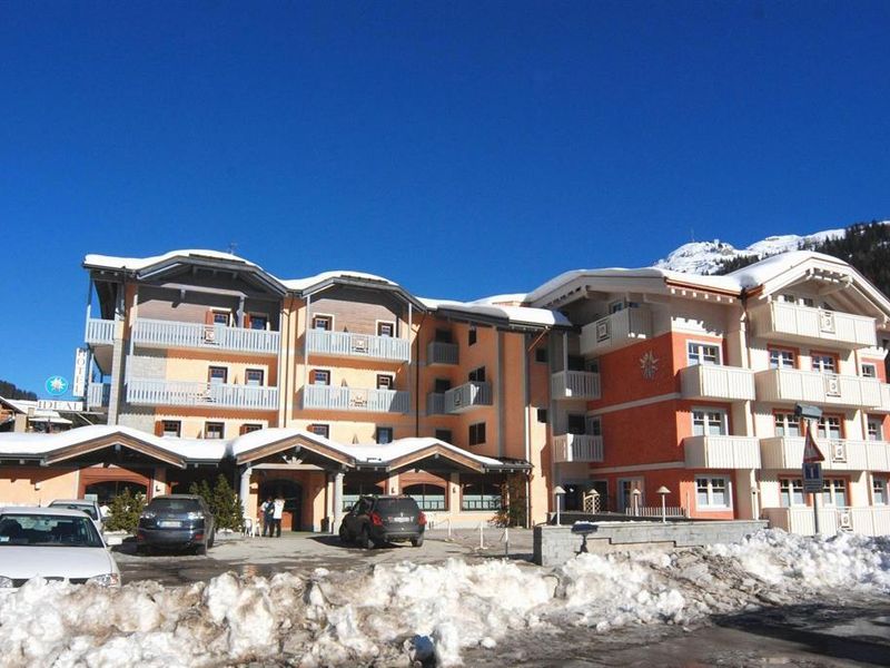 Ideal 4*