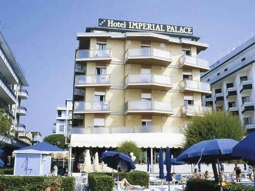 Imperial Palace 3*