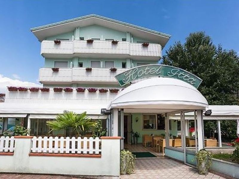 Itta (Porto Santa Margherita) 3*