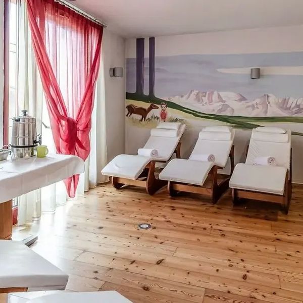 Job - Garden & SPA