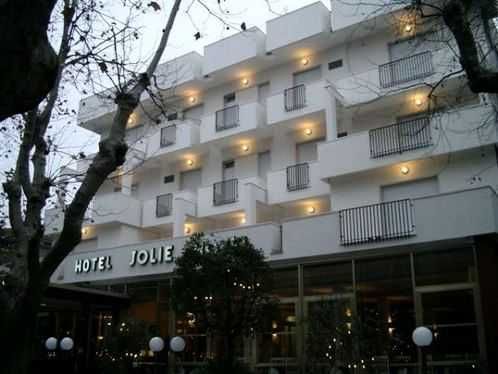 Jolie 3*