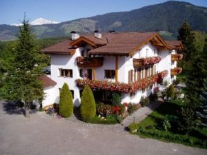 Klementhof 3*