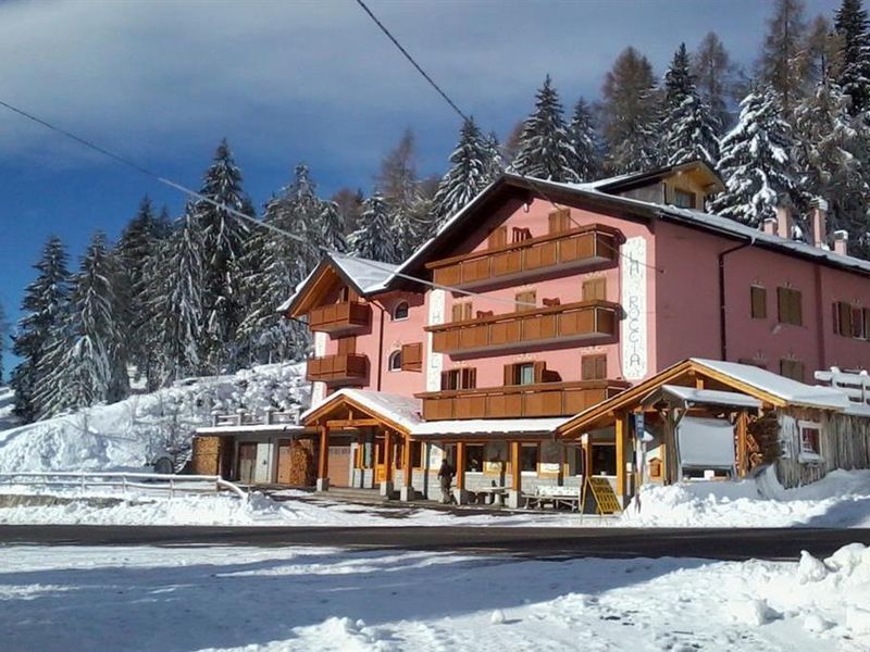 La Roccia (Ponte Di Legno)