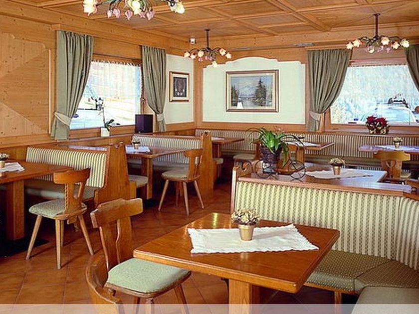 teren hotelu, restauracja