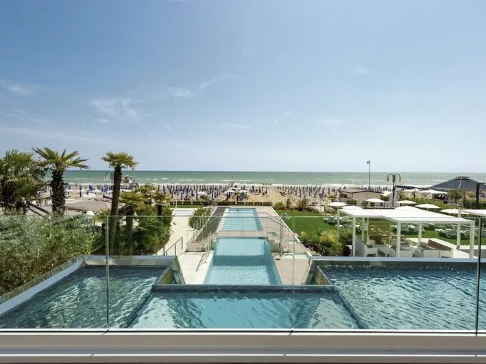 Le Soleil 4*