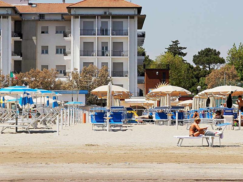 Lungomare & Genzianella