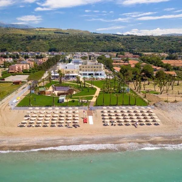 Mangias Himera Resort (ex. Himera Beach Club)