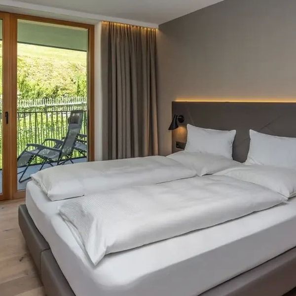 Maraias Luxury Suites & Apartments