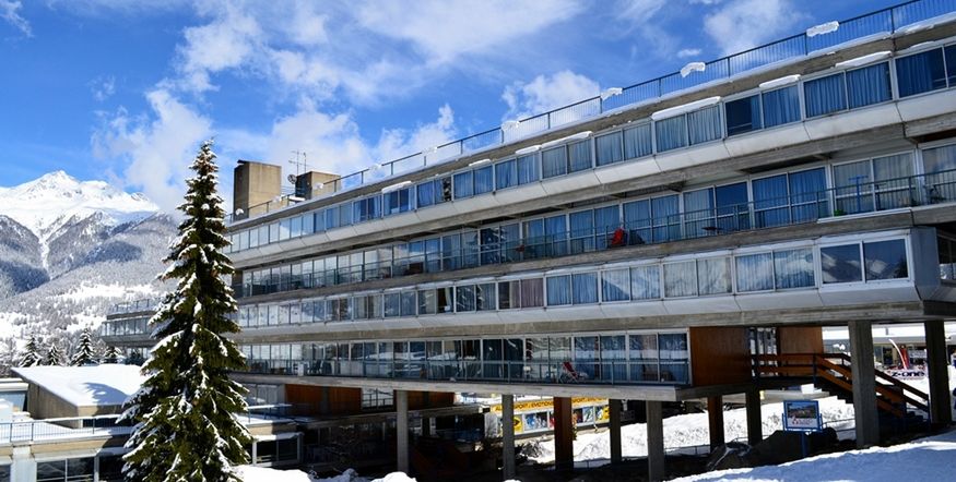 obiekt, teren hotelu