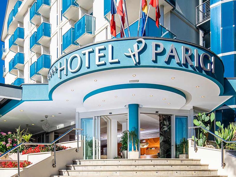 Parigi 4*