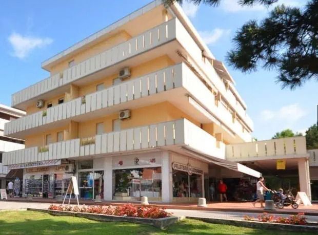 Passeggiata Lido Dei Pini - Apartamenty