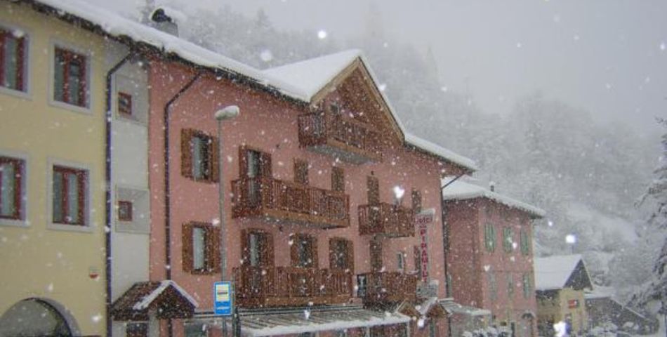 obiekt, teren hotelu