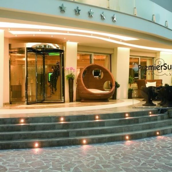 Premier & Suites
