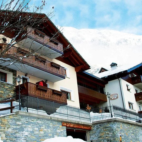 Residence Larice Bianco