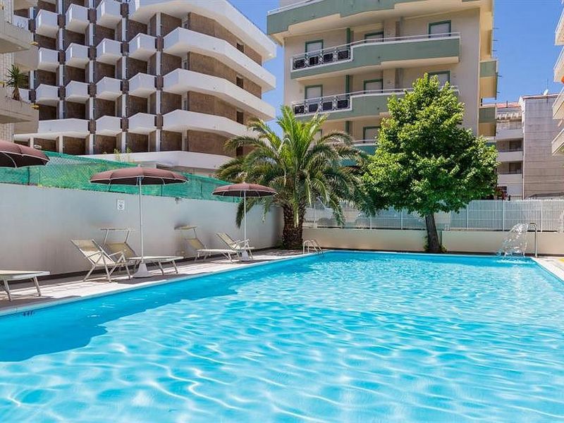 Riviera 3*