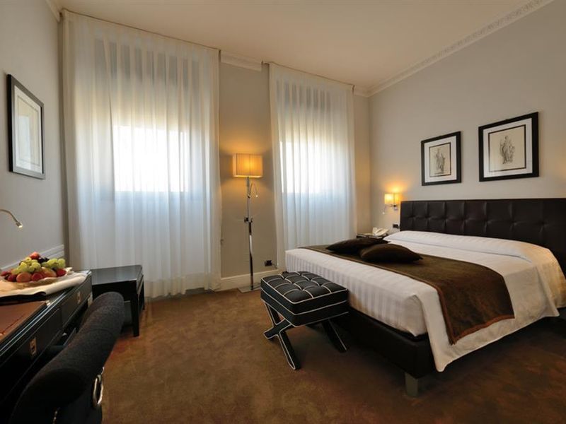 Roma 4*