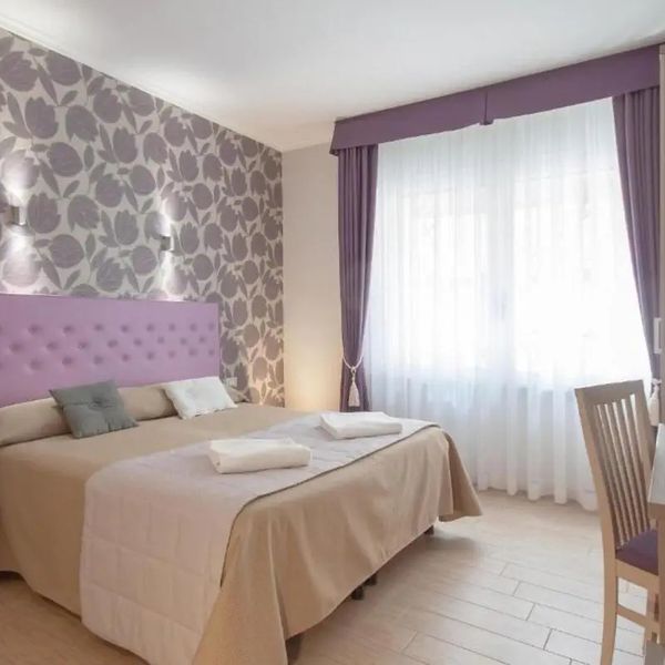 Rome King Suite