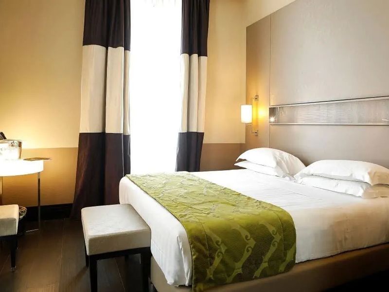 Rome Life 4*