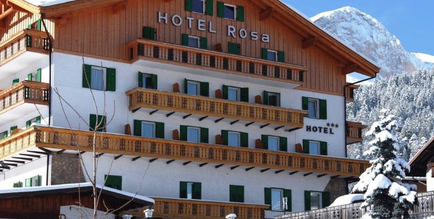 obiekt, budynek główny, teren hotelu