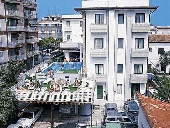 Sant Ambrogio 2*