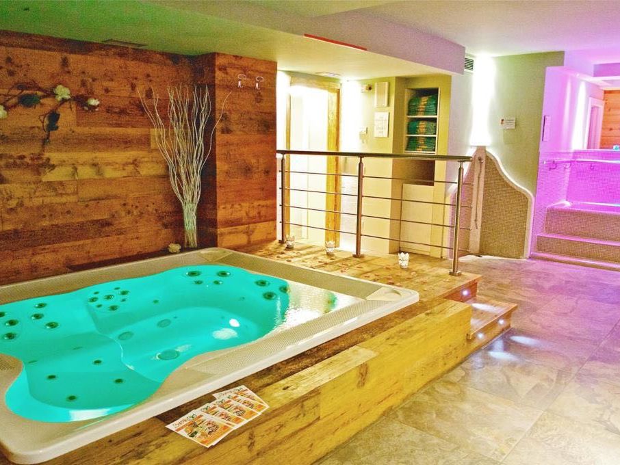 jacuzzi