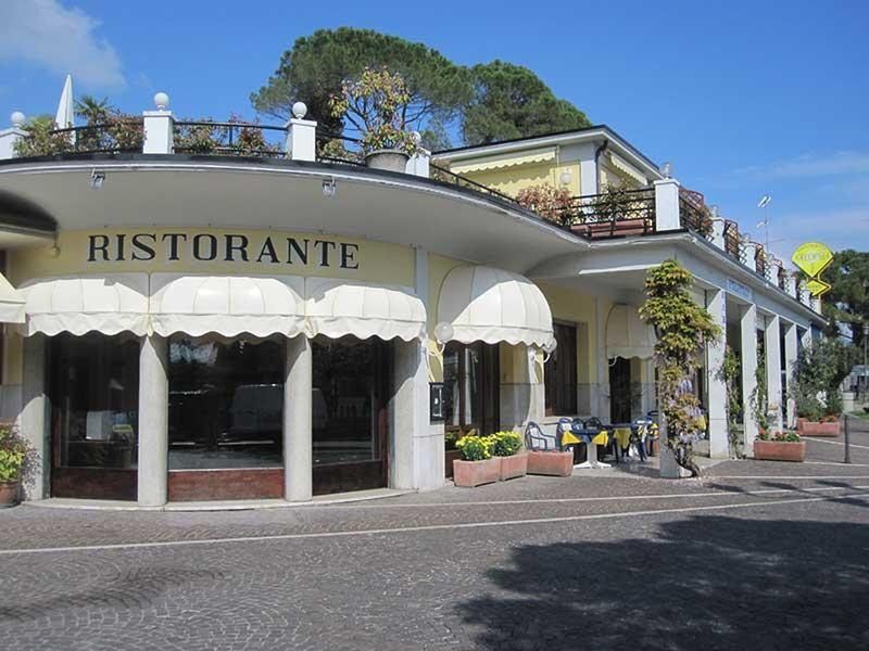 Saturnia 3*
