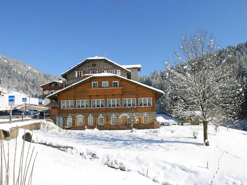 Small & Lovely Zaluna