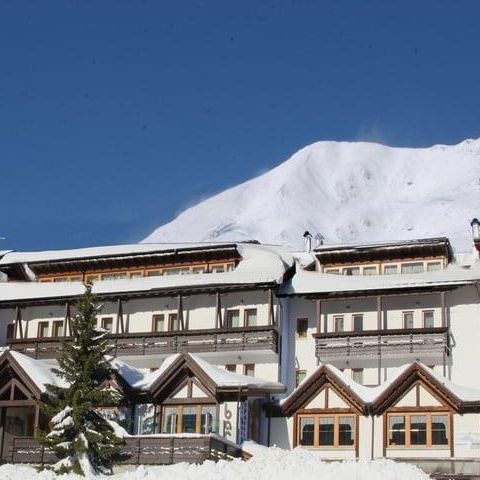 Hotel Sporting (Passo Tonale) w Włochy (Trentino) - oferta last minute
