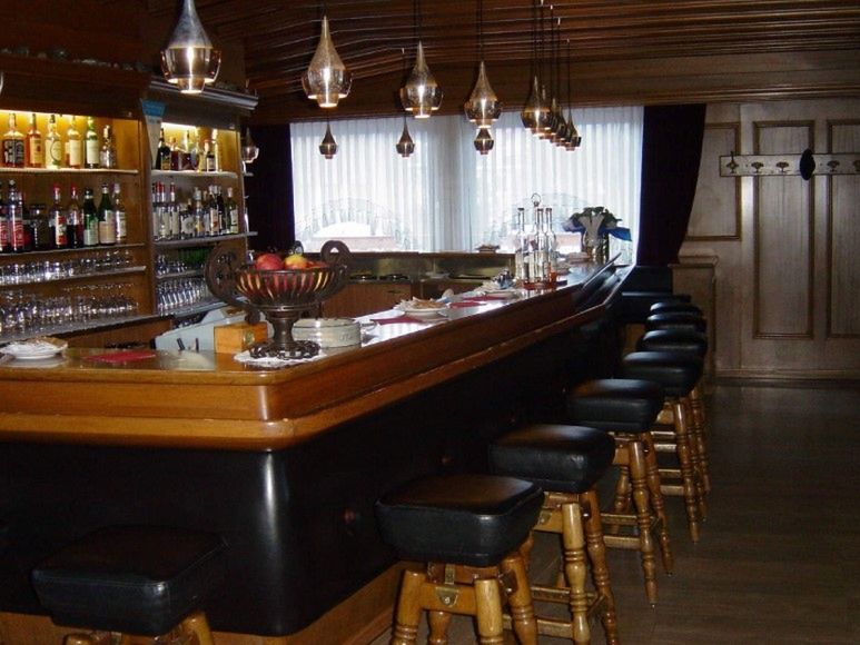 drink bar
