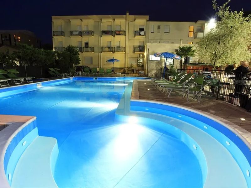 Vannini (Torre Pedrera) 3*