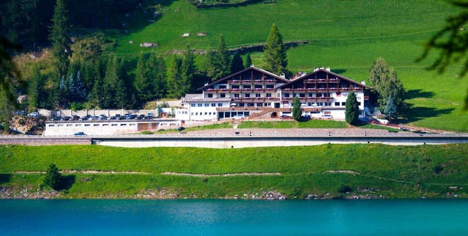 obiekt, teren hotelu