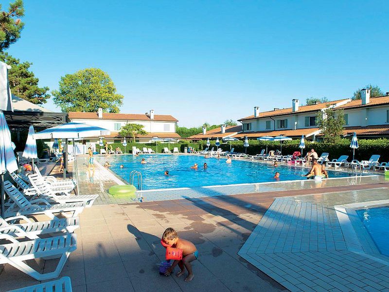 Villaggio Ca del Pino 5*