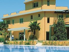 Villaggio Residence Old River 3*