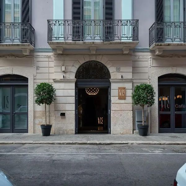 Vis Urban Suites & Spa