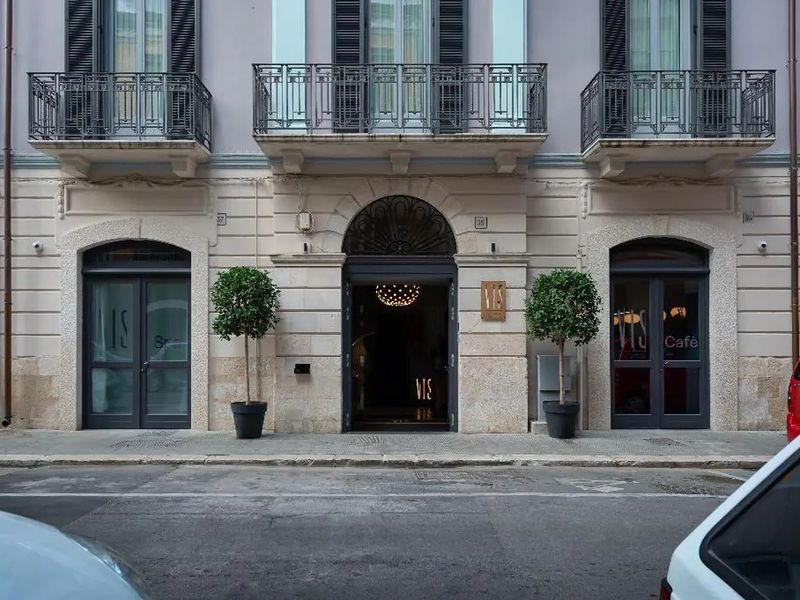 Vis Urban Suites & Spa