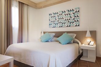 Voi Arenella Resort