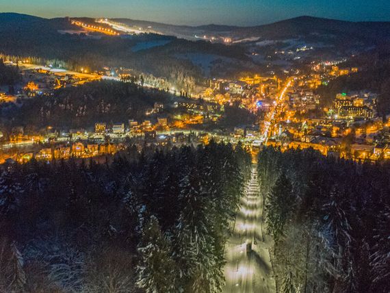 góry, wyciągi narciarskie
