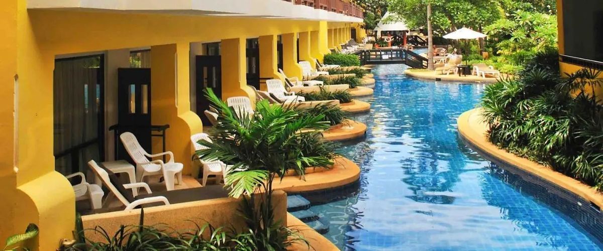 teren hotelu, basen