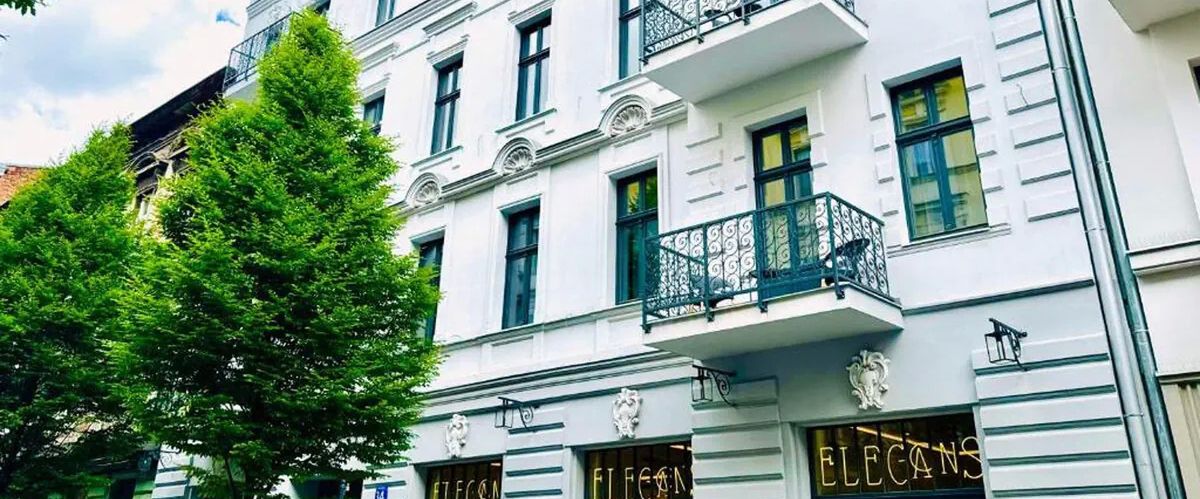 budynek główny, obiekt