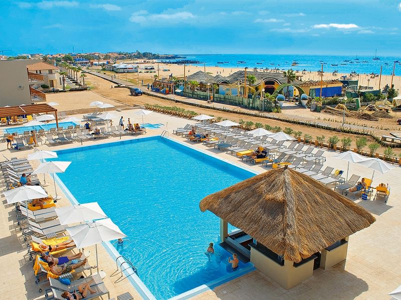 Oasis Atlantico Salinas Sea