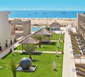 Oasis Atlantico Salinas Sea