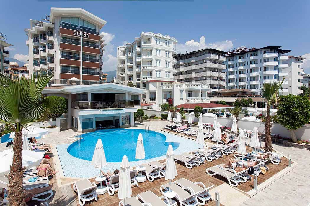 obiekt, teren hotelu