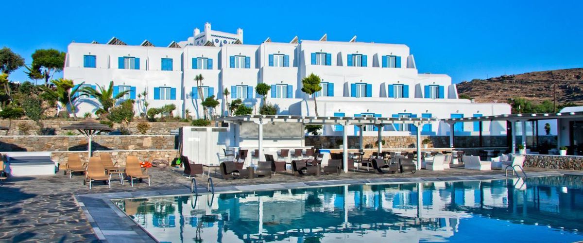 basen, teren hotelu, obiekt